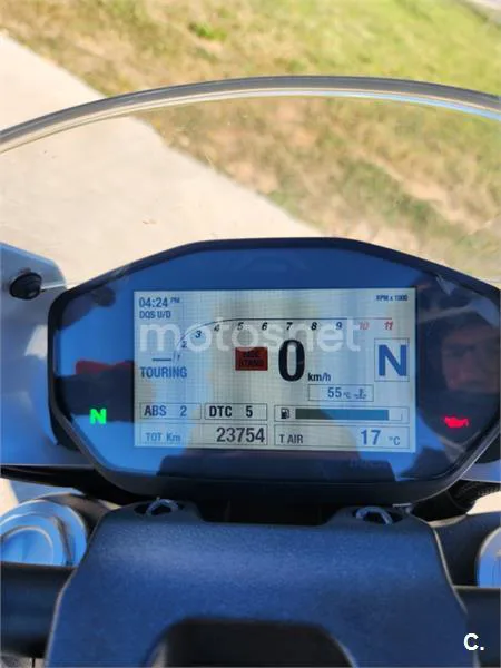 Ducati Monster 821 – Vista 7