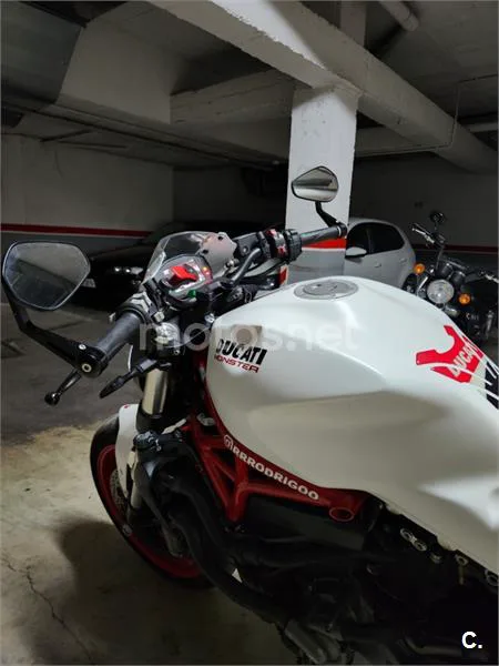 Ducati Monster 821 – Vista 8