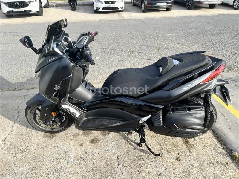 Yamaha XMAX 400 – Vista 3