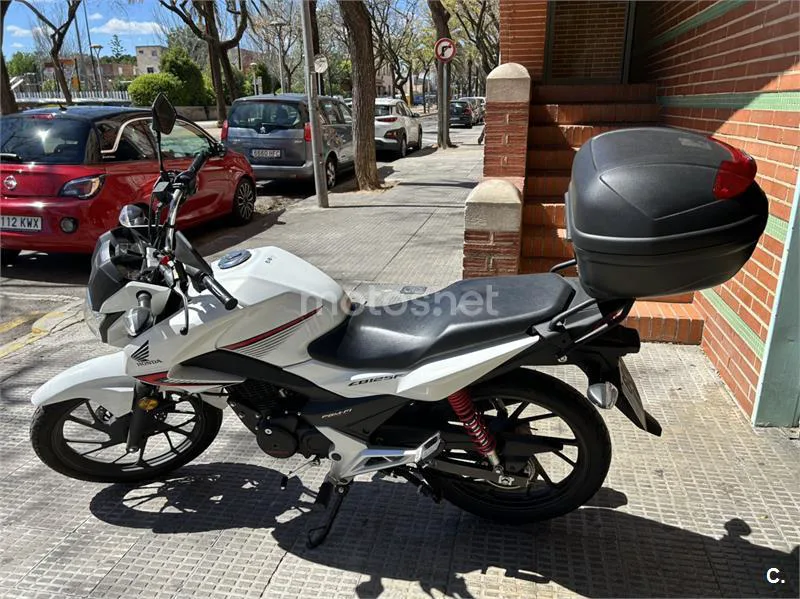 Honda CB 125 – Vista 2