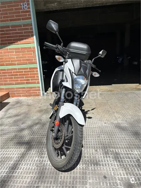 Honda CB 125 – Vista 3