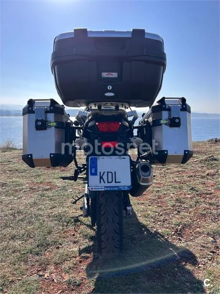 Suzuki V-Strom 650 XT – Vista 7