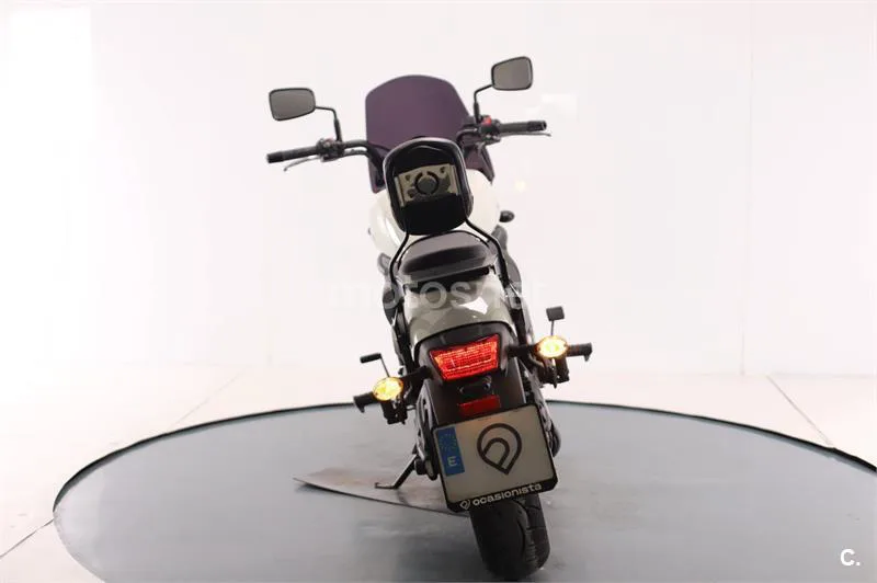 Kawasaki Vulcan S – Vista 9
