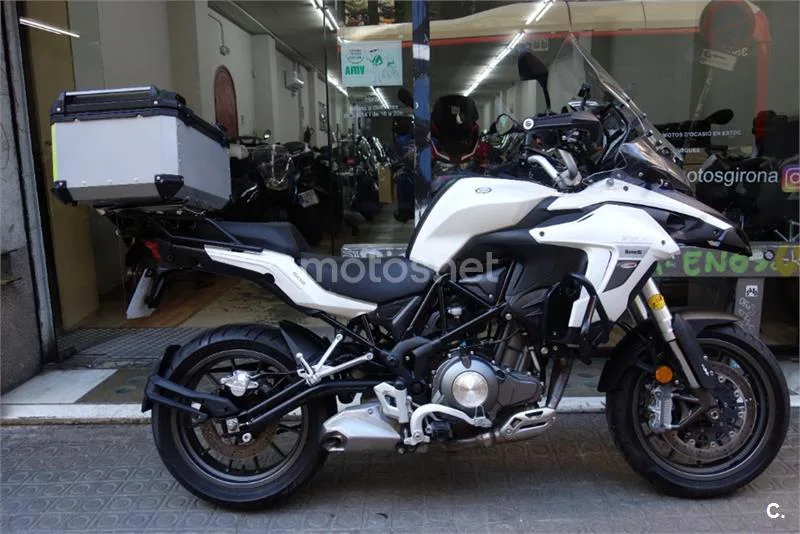 Benelli TRK 502 – Vista 18