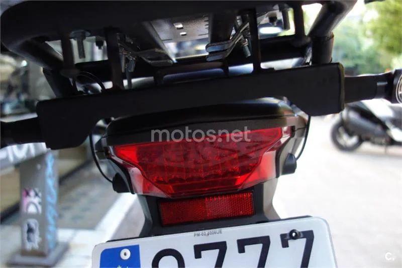 Benelli TRK 502 – Vista 19