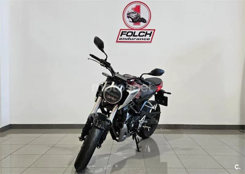 Honda CB 125 – Vista 3