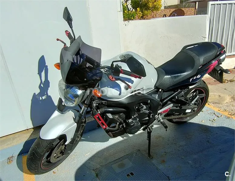 Yamaha FZ6 N S2 – Vista 2