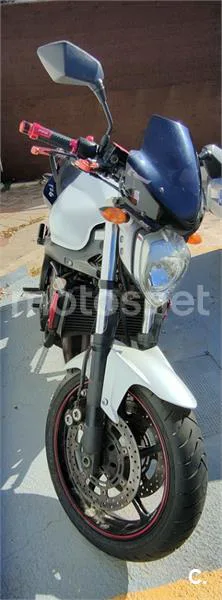 Yamaha FZ6 N S2 – Vista 3