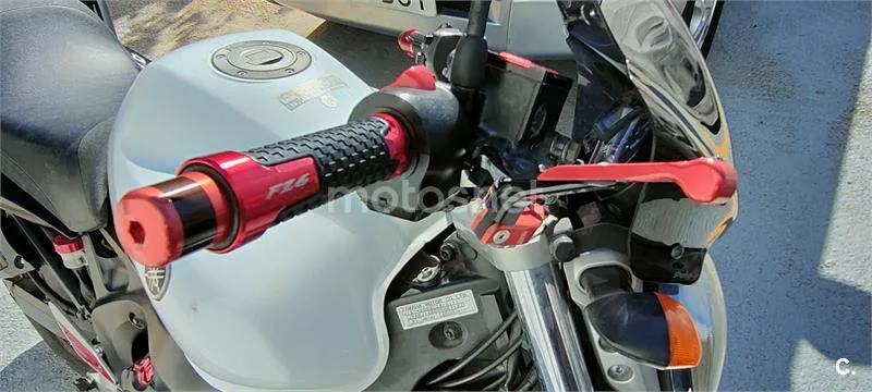 Yamaha FZ6 N S2 – Vista 4