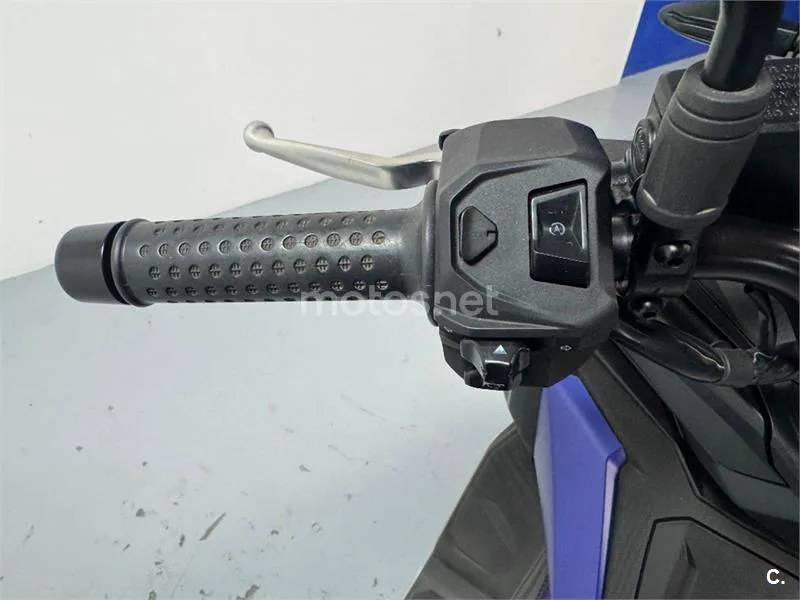 Aprilia SR GT 125 – Vista 12