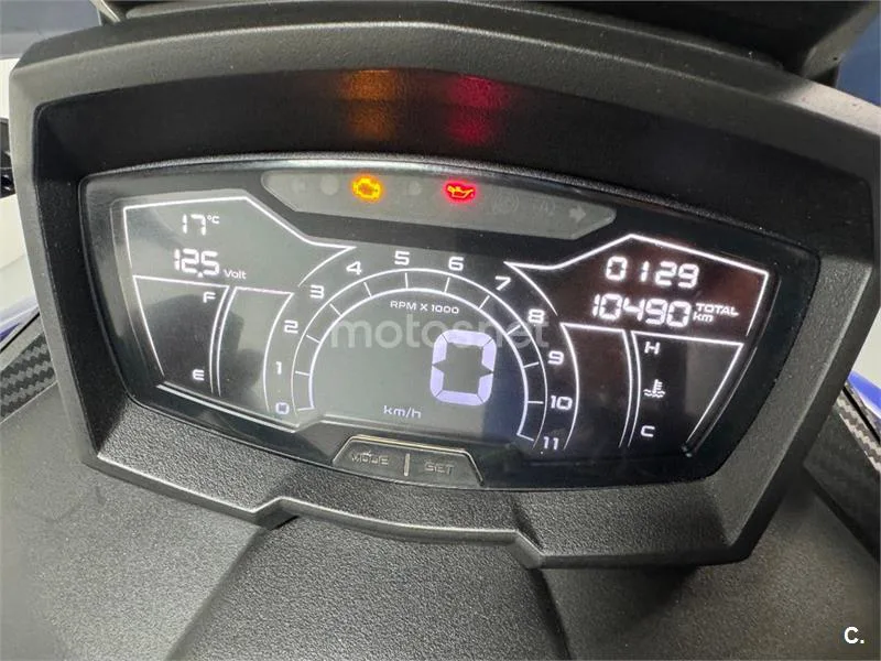 Aprilia SR GT 125 – Vista 14