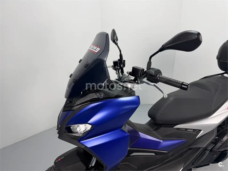 Aprilia SR GT 125 – Vista 16