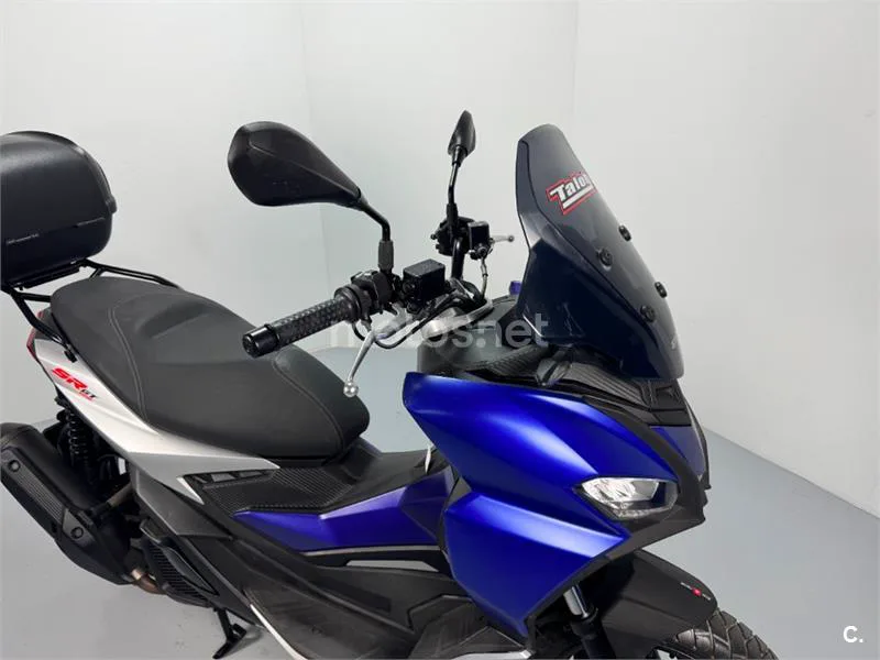 Aprilia SR GT 125 – Vista 3