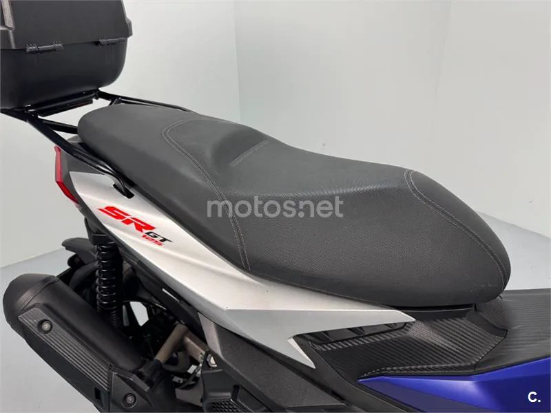 Aprilia SR GT 125 – Vista 7