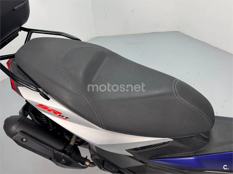 Aprilia SR GT 125 – Vista 10