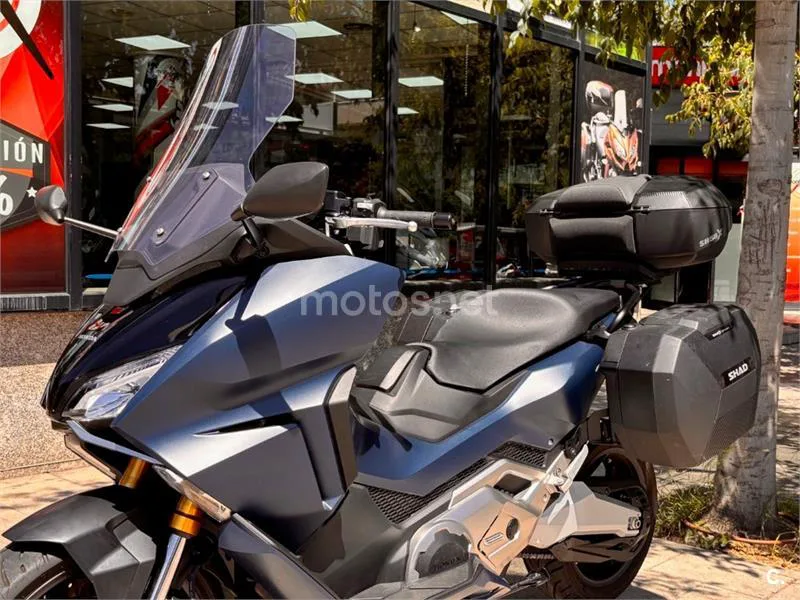 Honda Forza 750 – Vista 14
