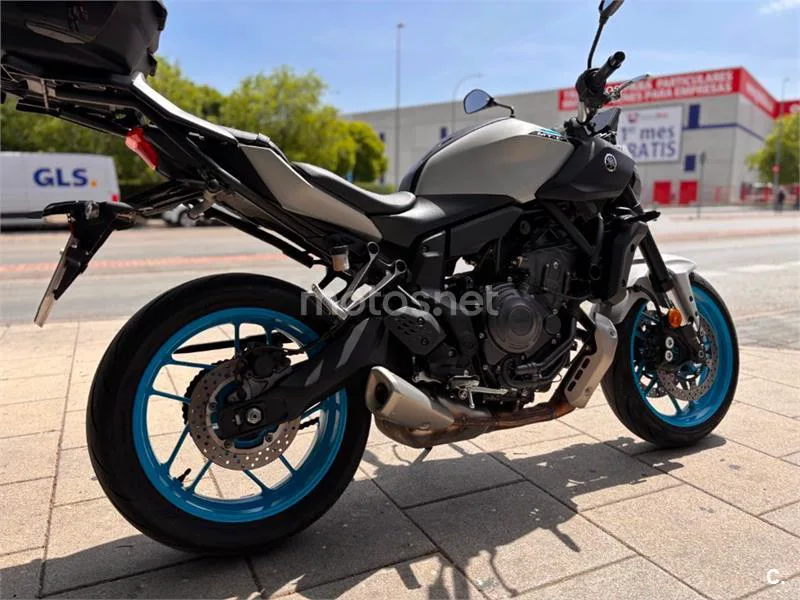 Yamaha MT-07 – Vista 9