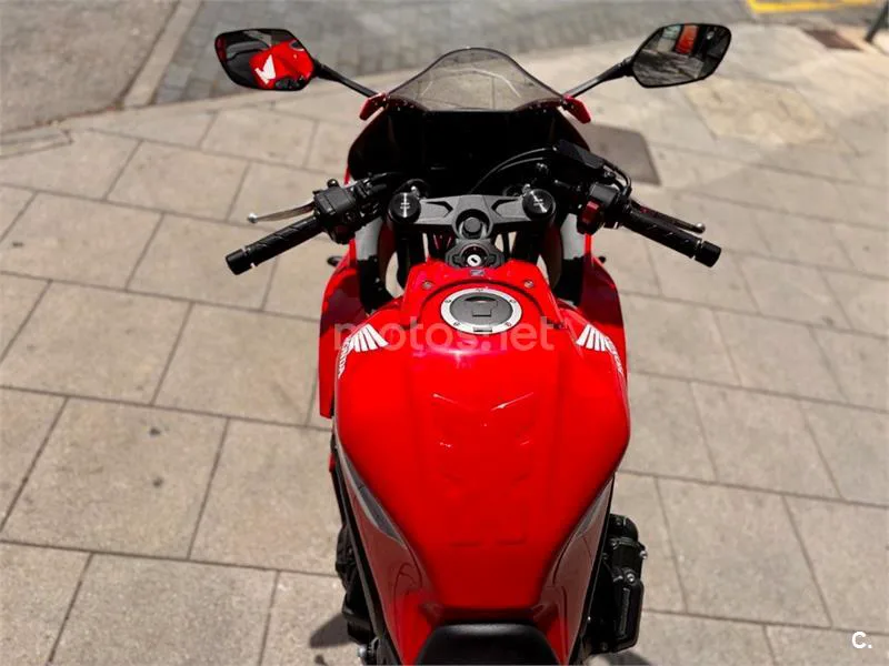 Honda CBR 650 R – Vista 13