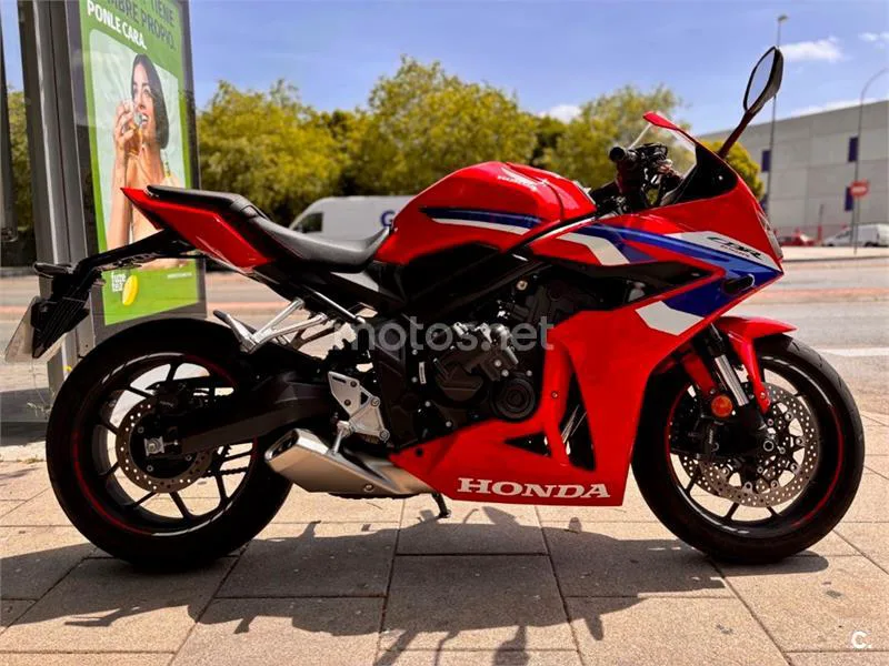 Honda CBR 650 R – Vista 7