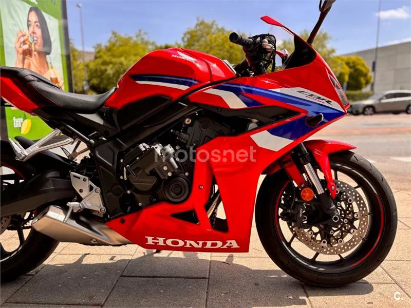 Honda CBR 650 R – Vista 8