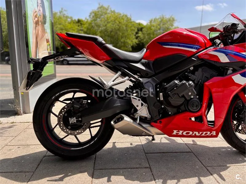 Honda CBR 650 R – Vista 9