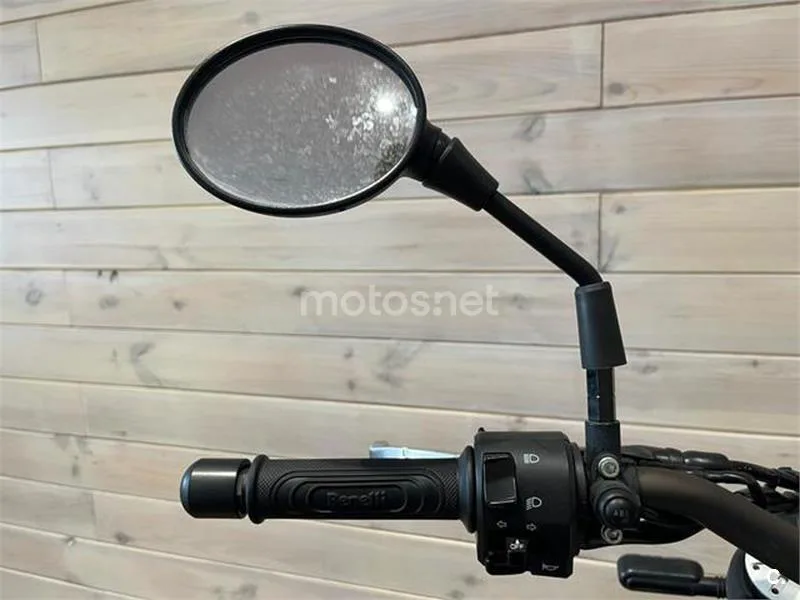 Benelli Leoncino 500 – Vista 11