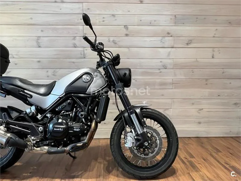 Benelli Leoncino 500 – Vista 8