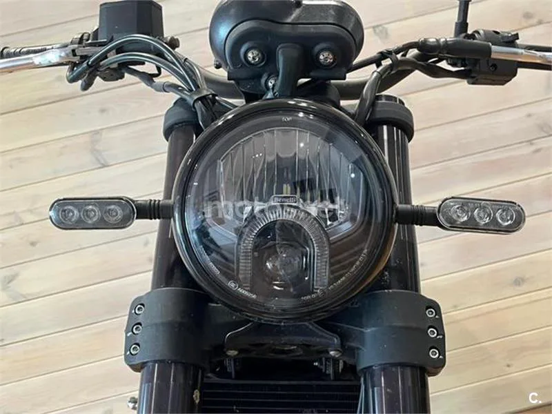 Benelli Leoncino 500 – Vista 10