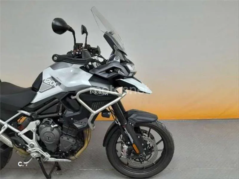 Triumph Tiger 1200 – Vista 8