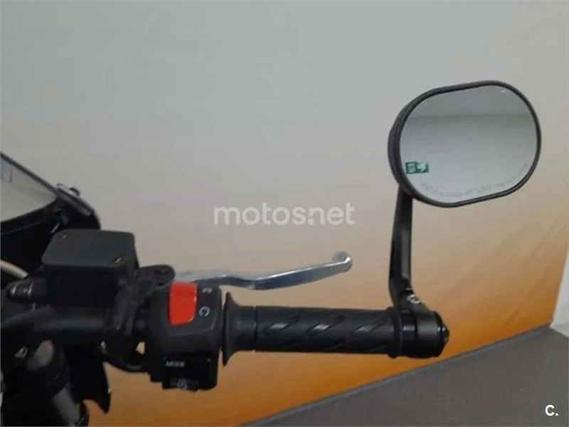 Moto Guzzi V7 – Vista 15