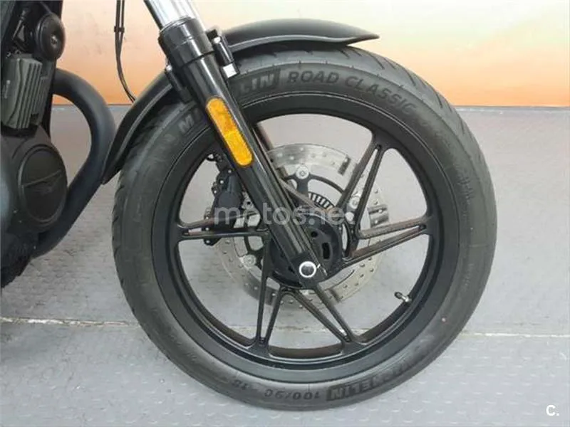 Moto Guzzi V7 – Vista 10