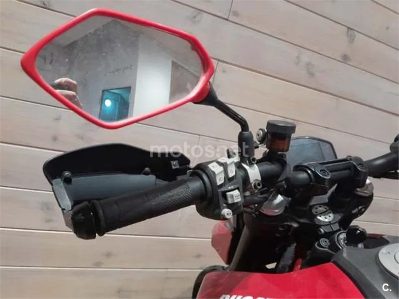 Ducati Hypermotard – Vista 11