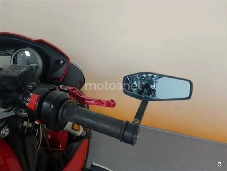 Triumph Street Triple – Vista 13