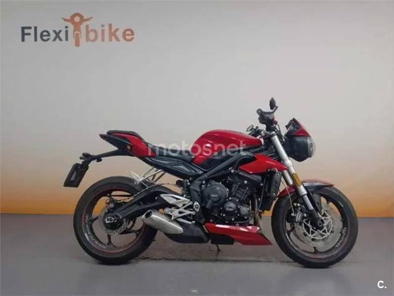 Triumph Street Triple – Vista 3