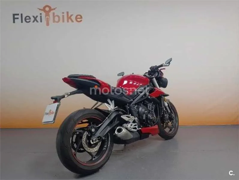 Triumph Street Triple – Vista 4