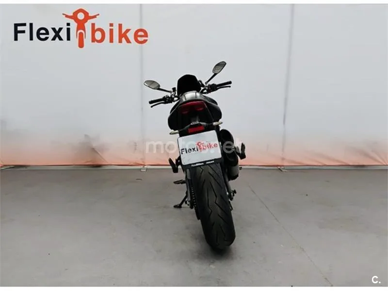 Ducati Monster – Vista 5