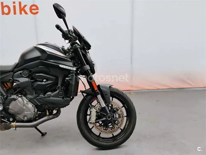 Ducati Monster – Vista 8