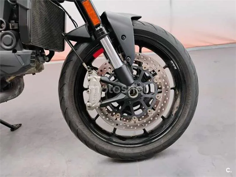 Ducati Monster – Vista 9