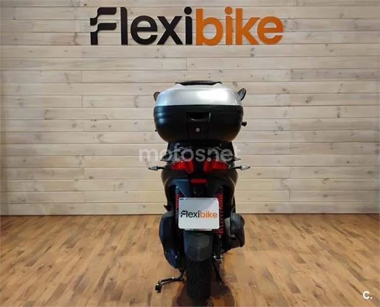 Piaggio MP3 – Vista 5