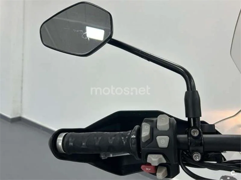 Triumph Tiger 800 XCX – Vista 11