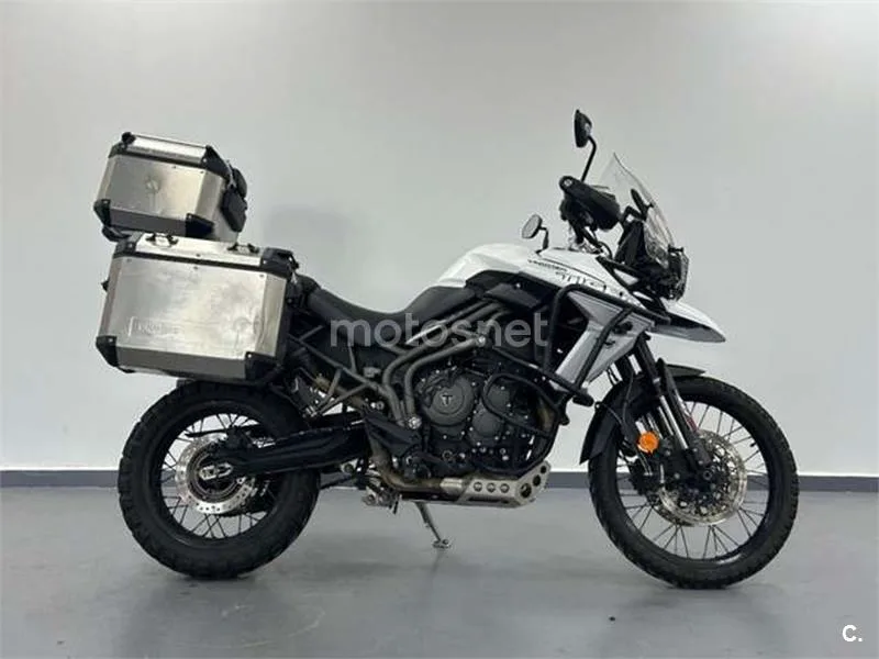 Triumph Tiger 800 XCX – Vista 3