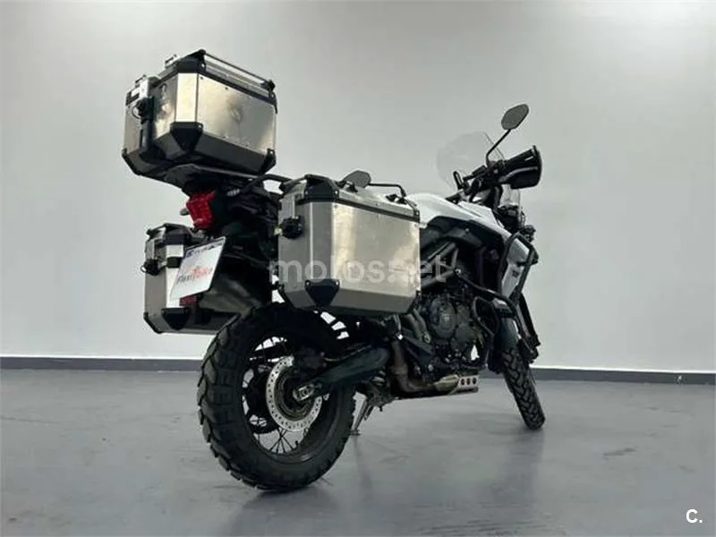 Triumph Tiger 800 XCX – Vista 4