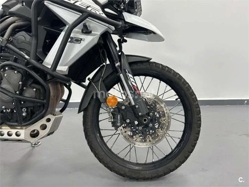 Triumph Tiger 800 XCX – Vista 9