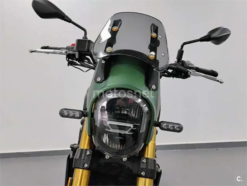 Benelli Leoncino 800 – Vista 11