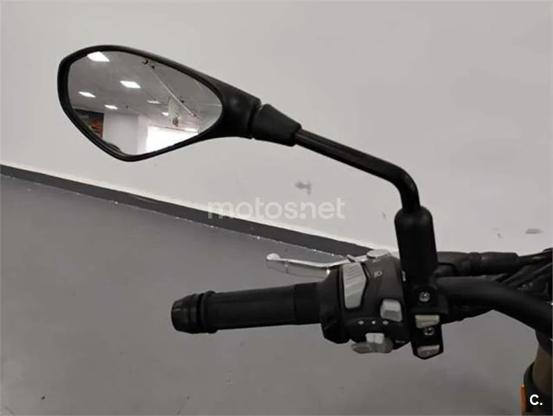 Benelli Leoncino 800 – Vista 12