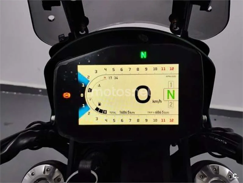 Benelli Leoncino 800 – Vista 14