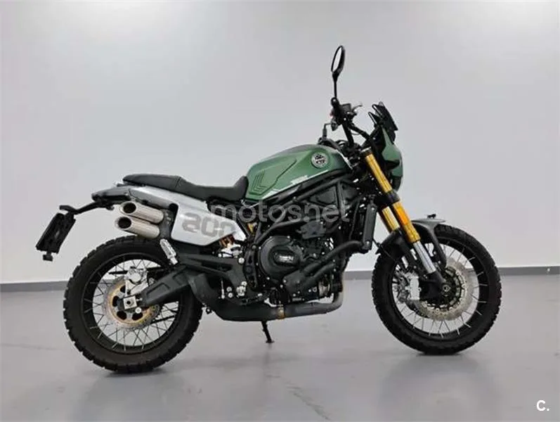 Benelli Leoncino 800 – Vista 3