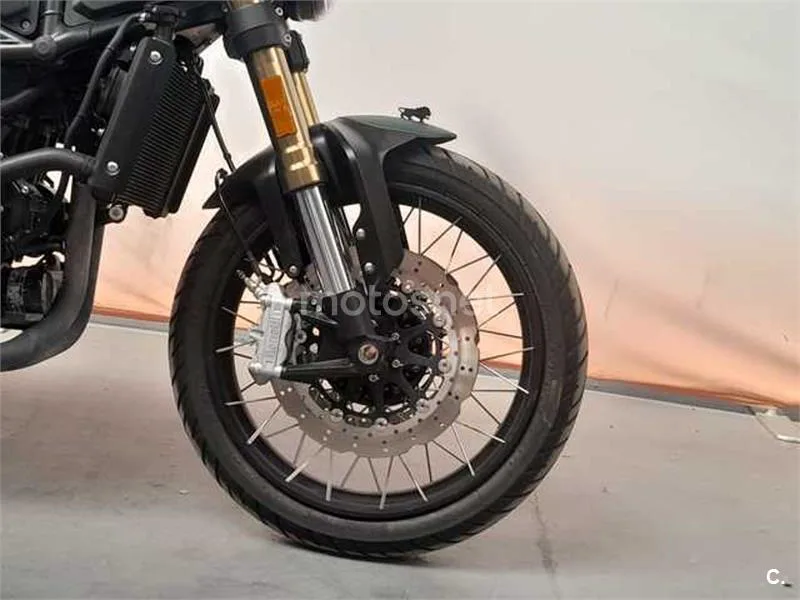 Benelli Leoncino 800 – Vista 8
