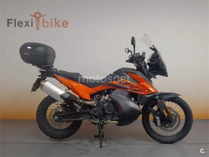 KTM 890 – Vista 3