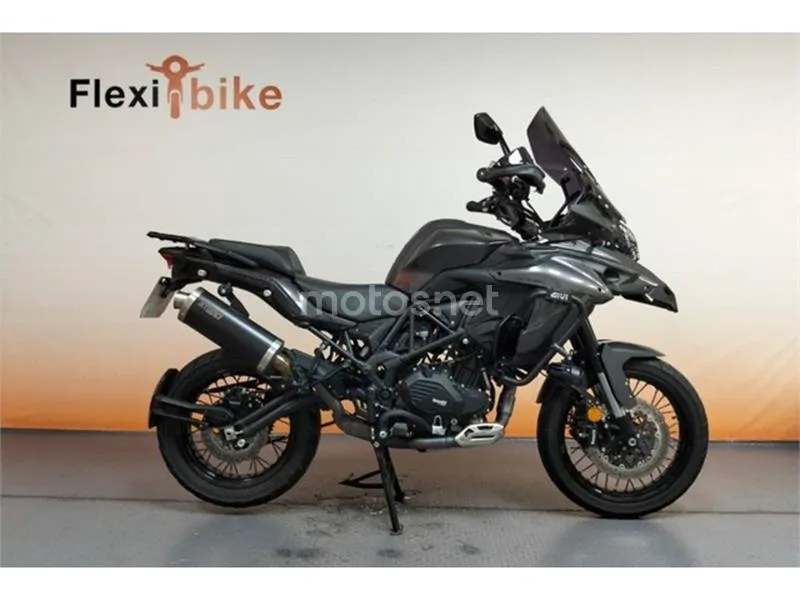 Benelli TRK 502 – Vista 3
